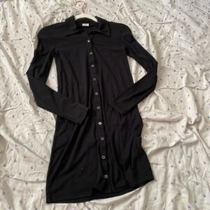 aritzia wilfred button long sleeve dress in black